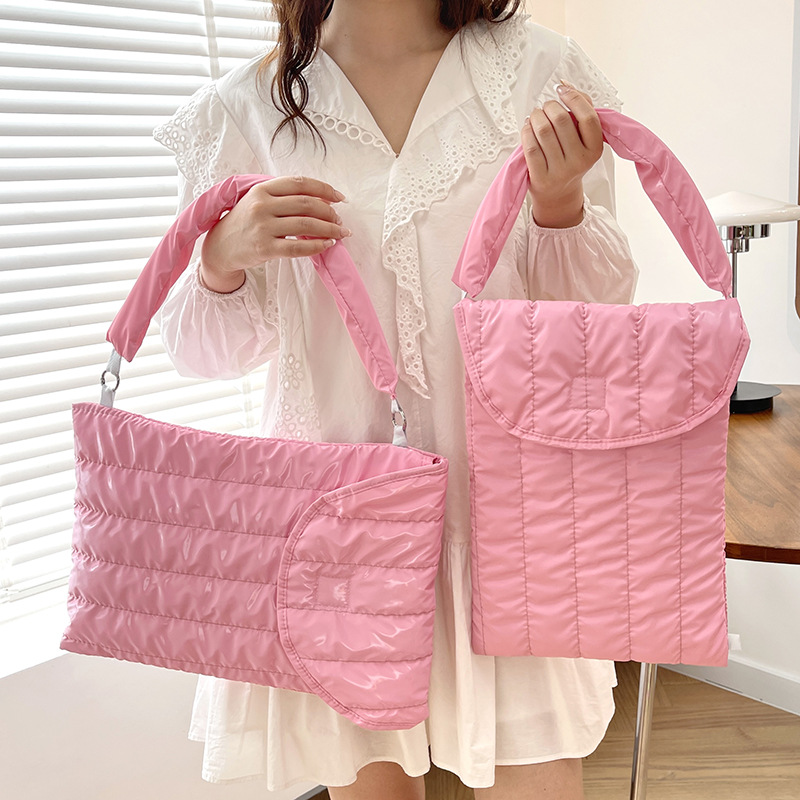 Trendy and Unique Down-Filled Shockproof and Drop-Resistant Laptop Sleeve Bag, Single-Shoulder and Hand-Held Tablet Bag, Trendy Shoulder Bag