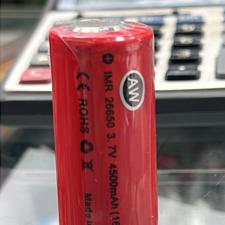 大容量锂电池AW26650强光手电钓鱼杆潜水用大容量5000Mah锂电池