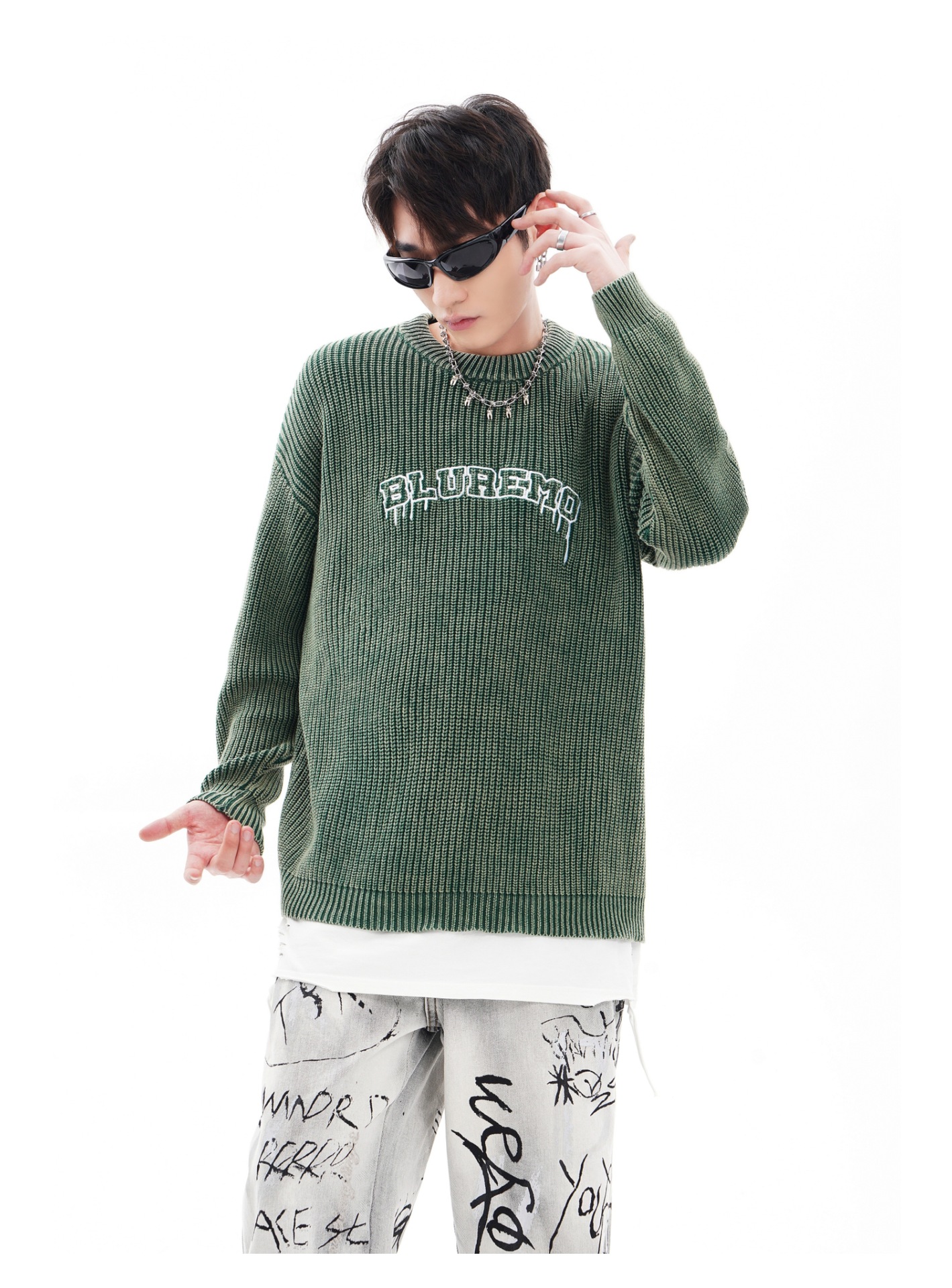 Vêtements pour hommes Automne et hiver haute rue rétro délavé à l'eau lettre broderie rue dynamitage à la mode tout match pull tricoté à col rond_voghion.com