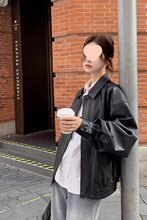 黑色皮衣外套女春秋港风复古宽松短款小个子大码pu机车皮夹克