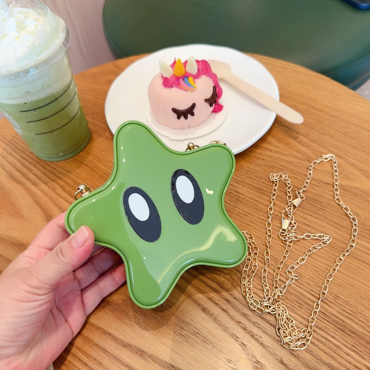 The 2025 new star bag, cute cartoon Guka bag, girls' crossbody bag, fashionable chain bag and girls' pvc bag undefined