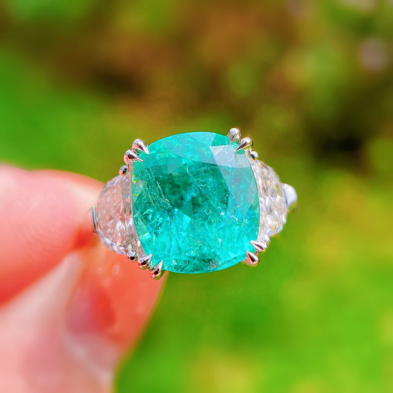 Organic elegant one size ring