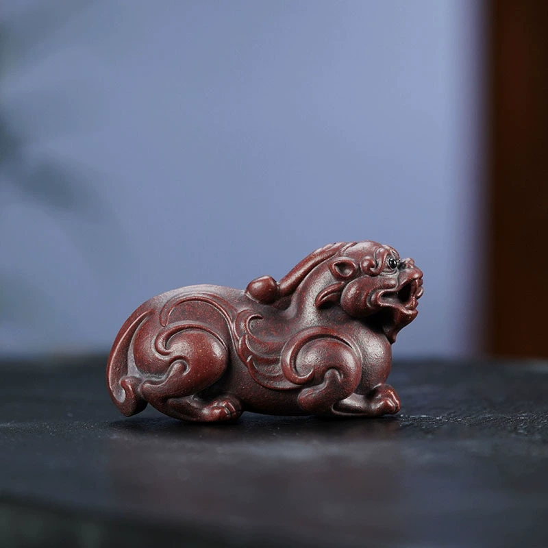 Tea pets wholesale Yixing pure handmade purple sand tea pets can raise Pixiu tea table decorations auspicious beasts handle pieces tea to the surrounding