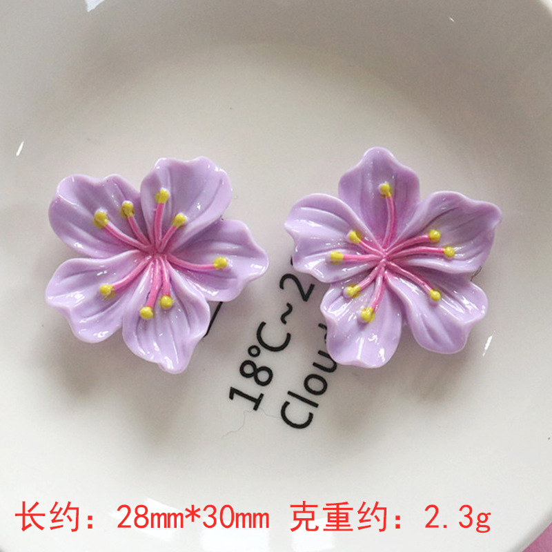 Nuevos accesorios de bricolaje de flor de durazno de resina rosa, zapatos con agujeros de pegamento de crema, fundas para teléfonos móviles, accesorios para el cabello, material de imán para refrigerador al por mayor