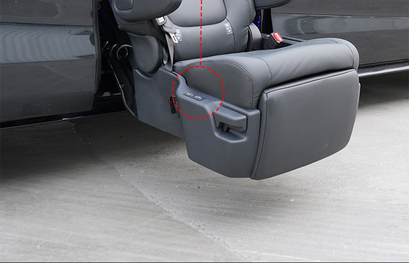 Suitable for the Middle Door of the Senna, the Upper and Lower Seats Are Original Car Comfort Seats, Making It Easy and Convenient for Family Travel