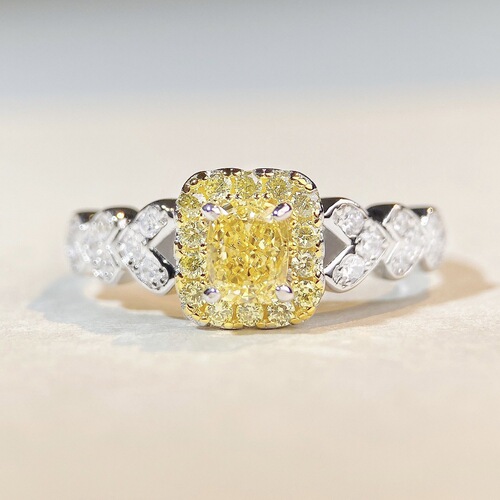 S925 sterling silver ring for women, light luxury, high-end four-claw yellow diamond, small sugar cube diamond ring, Xiaohongshu same style ins style