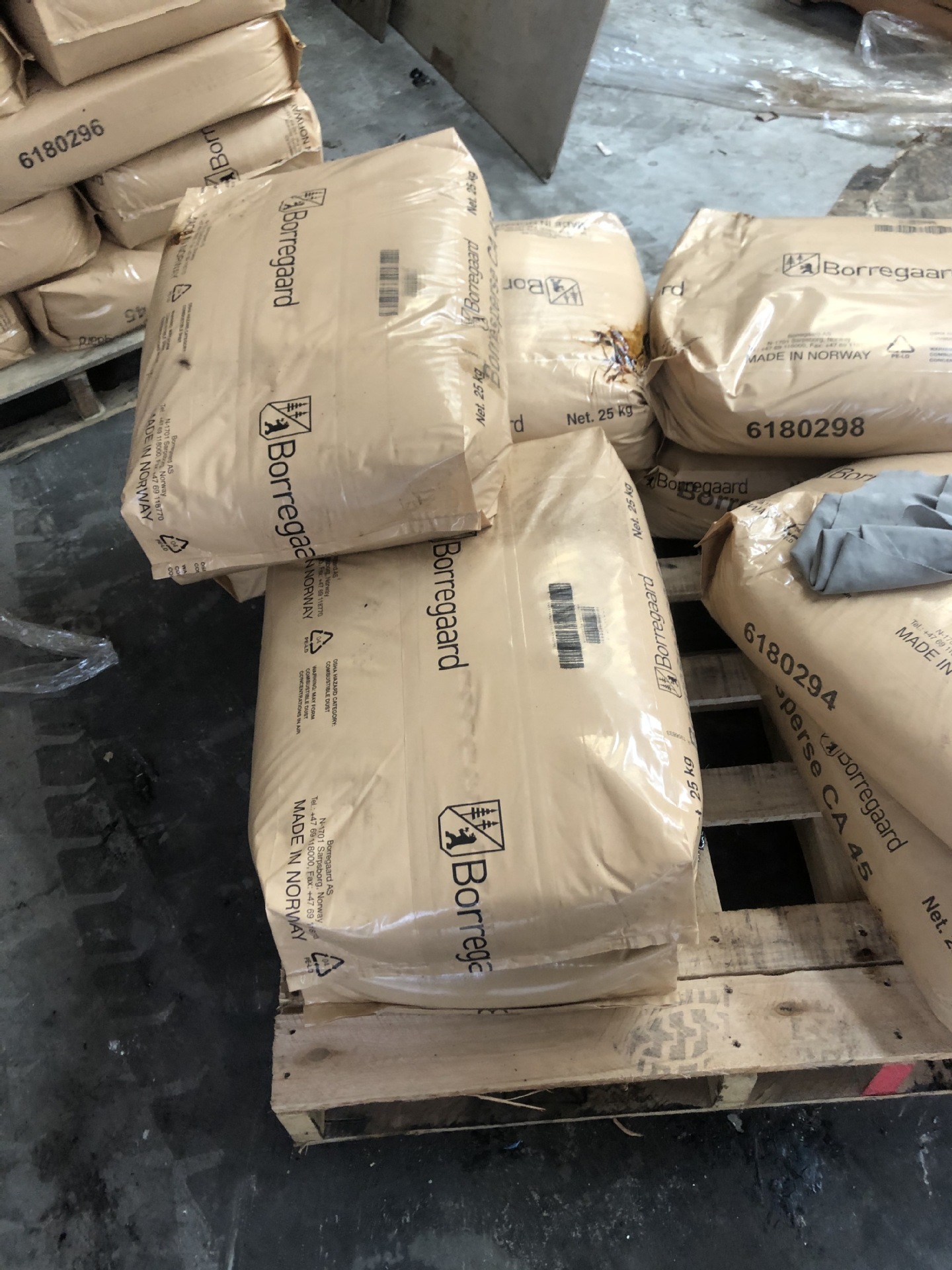 上海现货供应（木钙）木质素磺酸钙