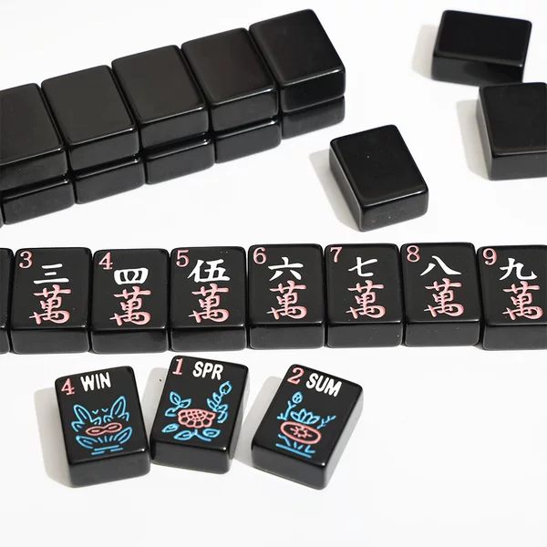 Pure Black American-Style Hand-Rolled Mahjong for Leisure and Entertainment, Acrylic Mahjong Wholesale and Custom-Made American Mahjong Tiles