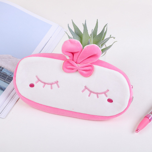 Korean creative plush stationery bag for men and women, cute large-capacity pencil bag for elementary school students, junior high school birthday gift pencil box