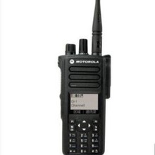 Ħ��������Motorola��XiR P8668i ���ַ����Խ�������GPS��Ļ����