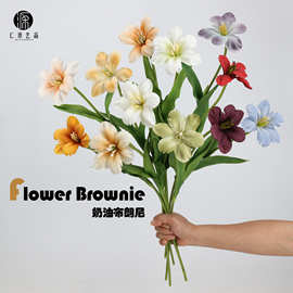 工厂直销 布朗尼郁金香PU手感仿真花 家居摆件插花配材仿油画花束