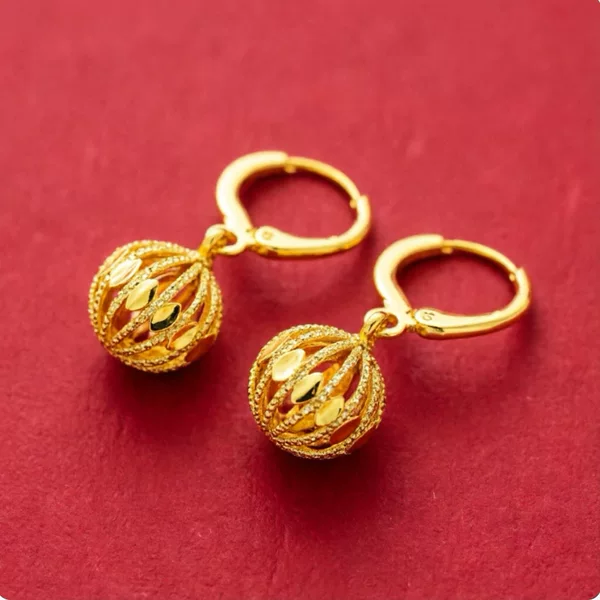 [Accepting Dropshipping] Lantern Hoop Earrings for Women, Exquisite Embroidered Ball Earrings, Hollow Simple Ball-Shaped Earrings Jewelry