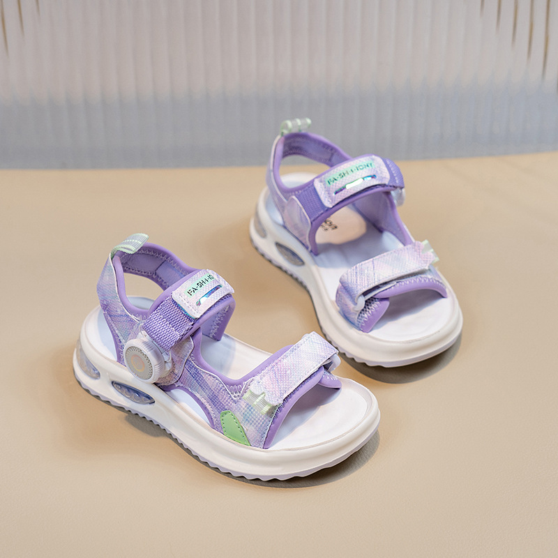 Zapatos casuales de moda para niñas versátiles 2026 verano nuevos niños huecos zapatos de princesa de dedo abierto zapatos de playa suaves image 4