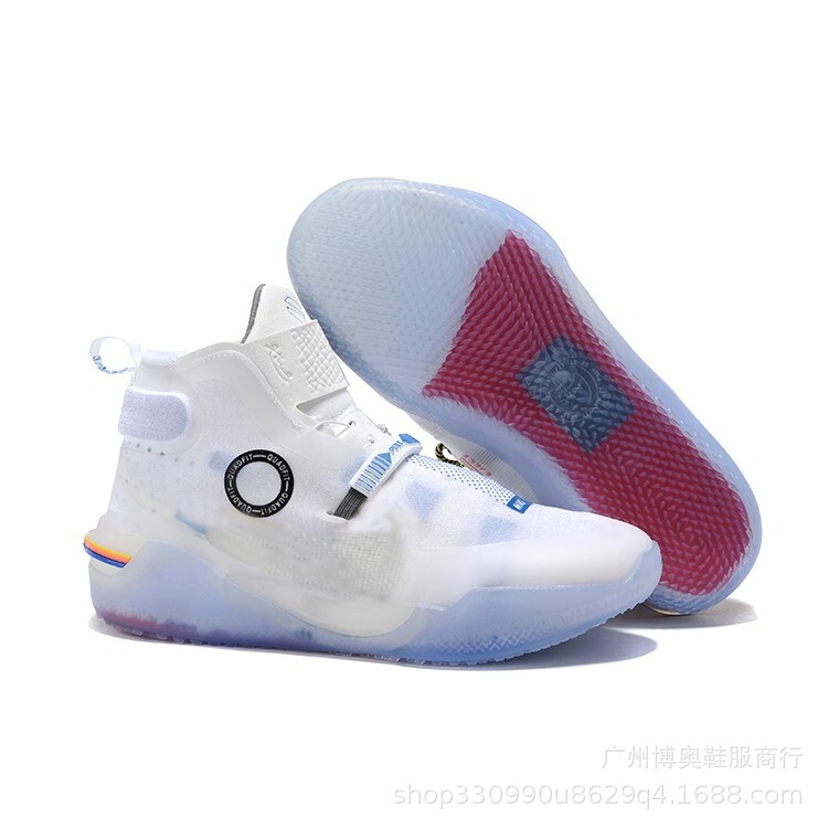 コービーの3世代の高組のバスケットボールの男性の靴のKOBE12の実戦の通気性の空気パッドの実戦の靴のZK3の黒マンバのレイカーズ|undefined