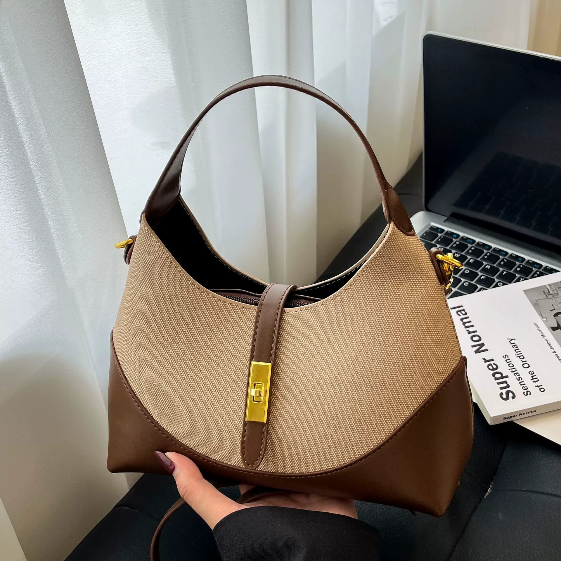 Small design shoulder bag, handheld underarm bag, high-quality style