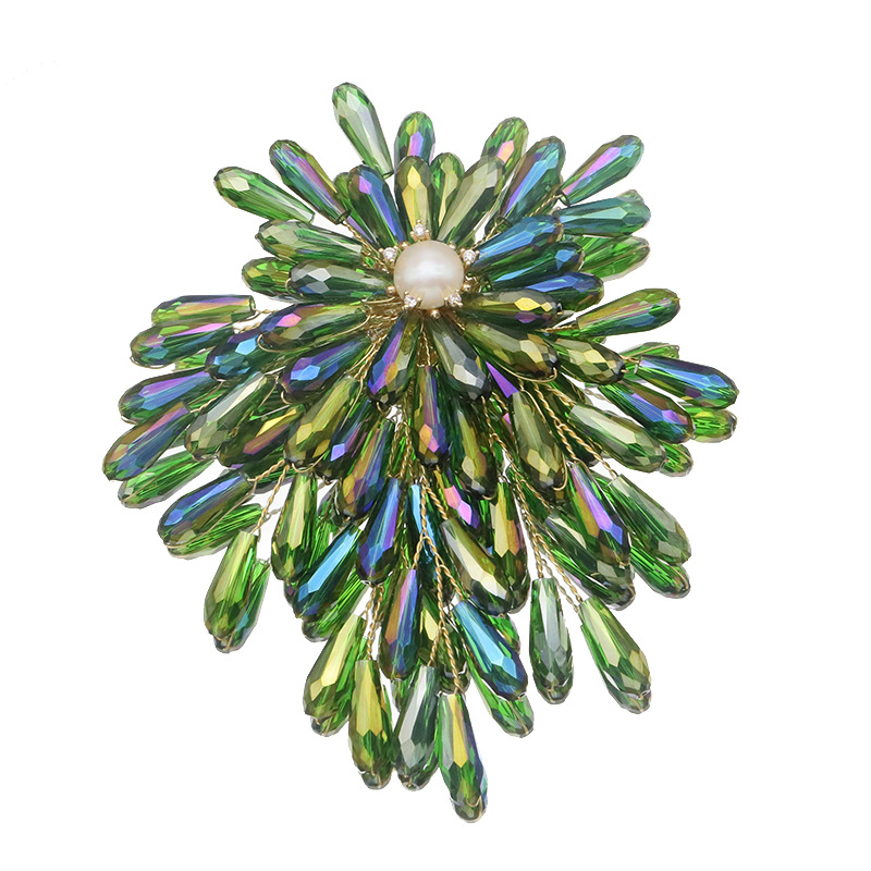 Broche de perlas naturales de alta calidad de nicho azul-verde Chapado en color de doble uso broche de alta gama estilo retro Chanel venta al por mayor