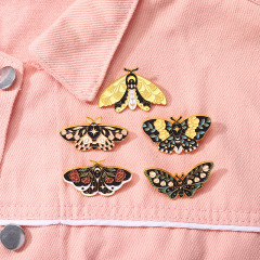 New Arrival Exquisite Butterfly Series Brooches: Rose Flower, Insect Design, Animal-Shaped Alloy Badges—Anti-Exposure Accessories