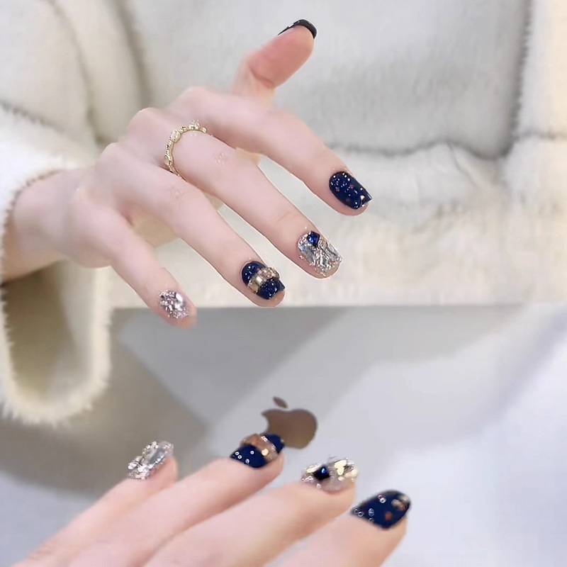 [Navy Blue Polka Dot] Purely Handmade Wearable Nail Polish with Polka Dot Design, Simple and High-End, Removable Pure Handmade Nail Polish