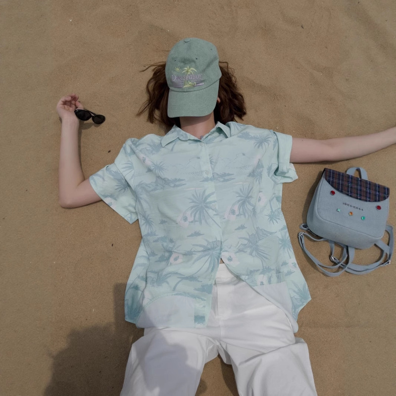 2025 New Summer Coconut Tree Beach Vacation Style Mint Green Shirt for Girls, Casual Loose Design Tops