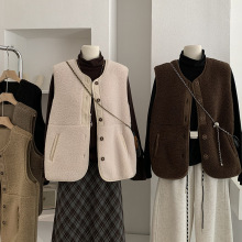 欧玛莱 羊羔皮毛一体外套女保暖大衣马甲2025秋冬新款加厚潮 5441