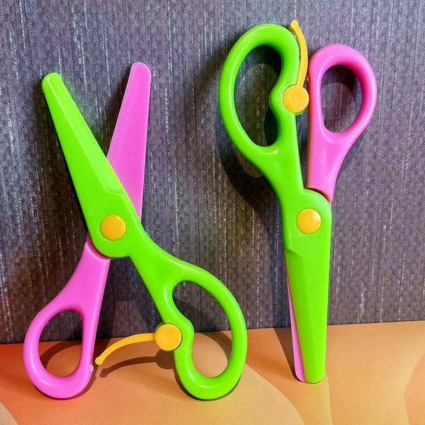 Green Pink Papped scissors