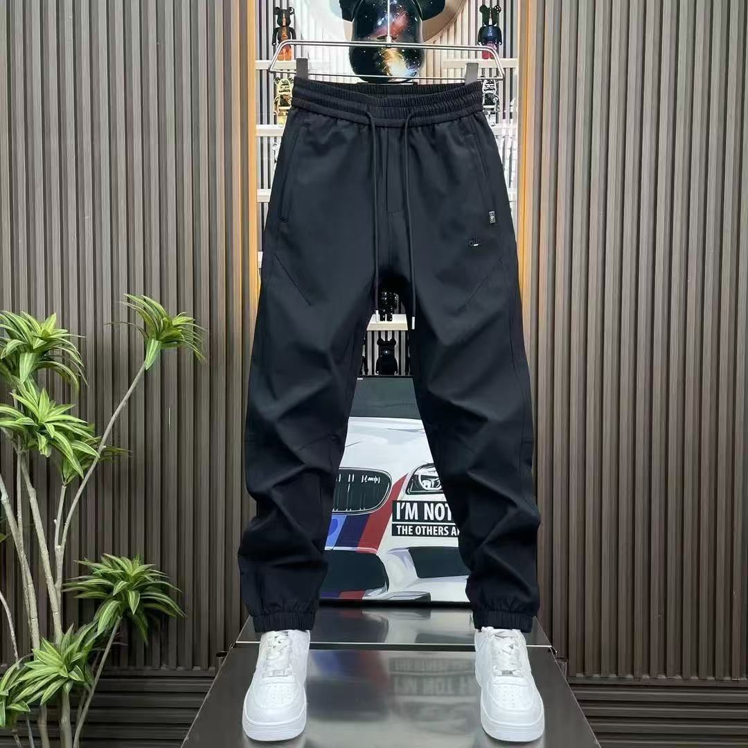 2025 New Light Luxury Fashion Autumn and Winter Solid Color Trendy Men's Fleece Jogger Slim Casual Pants Sports Cargo Pants