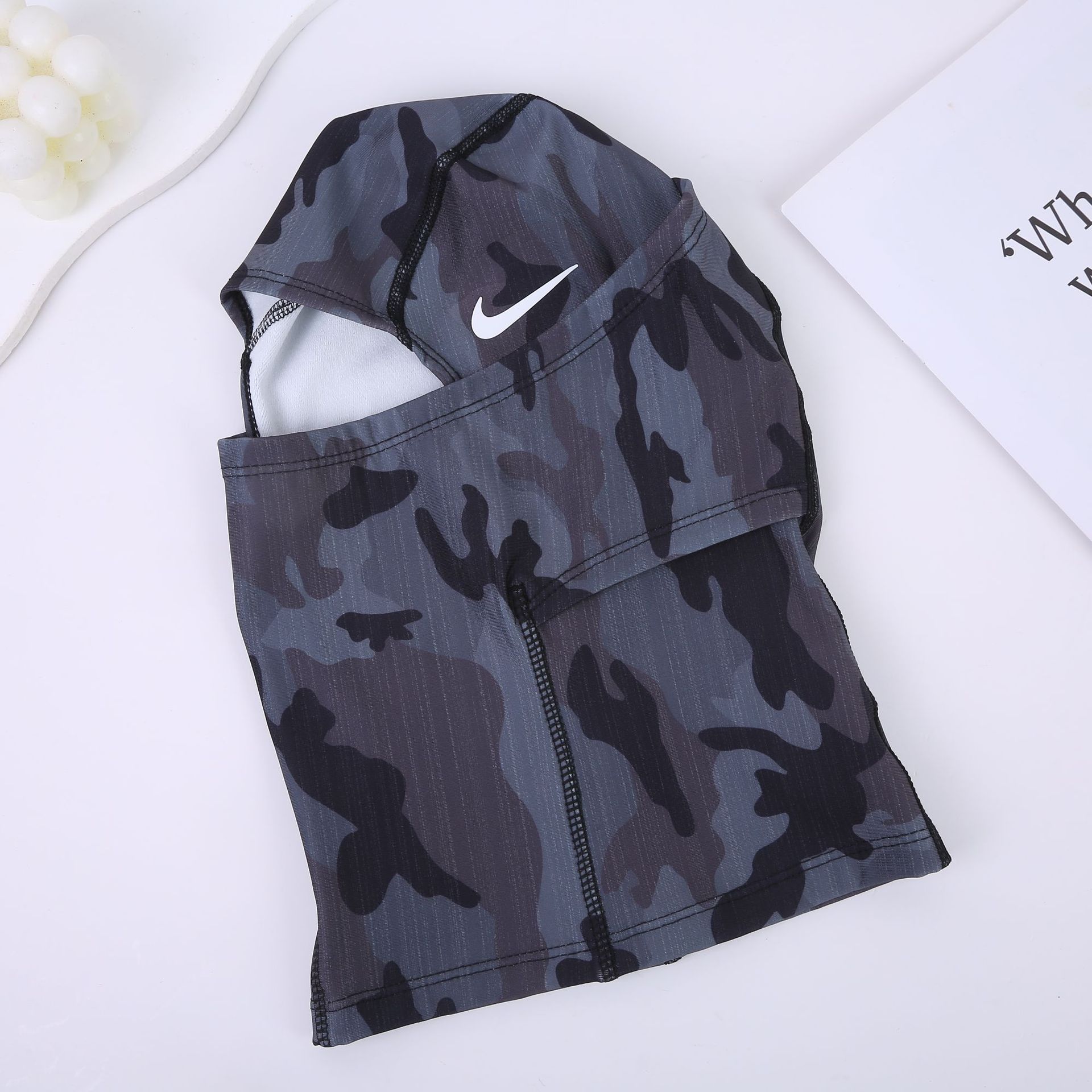 Camuflamiento gris