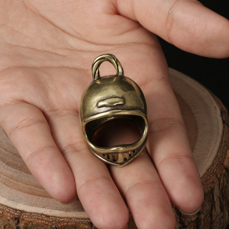 Brass classic motorcycle helmet pendant vintage motorcycle keychain Motorcycle Harley Knight brass pendant wholesale