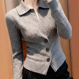韩版时尚灰色翻领套头毛衣女2025秋冬新款轻熟小众修身显瘦上衣服