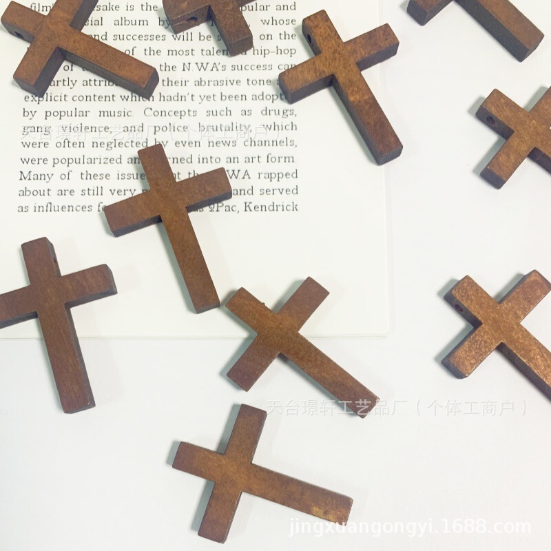 Factory direct 4*3cm wood cross solid wood pendant crafts wooden cross DIY jewelry project