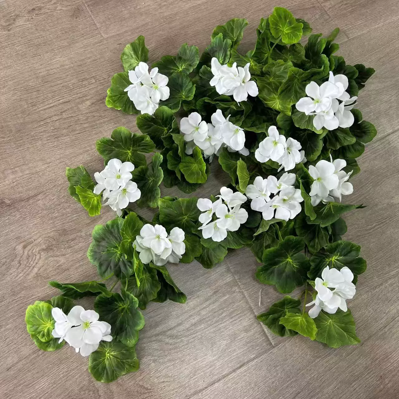 跨境热卖80公分海棠滕蔓酒店婚庆园林布景仿真花居家假山布景假花