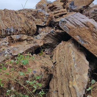 Thousand-layer stone courtyard rockery stone park community beach landscape stone thousand-layer stone rockery factory direct sales