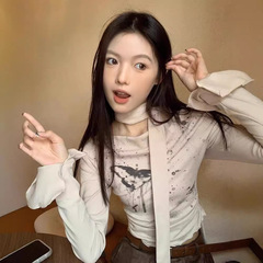 ギャルは純粋に短い長袖のtシャツを着たいです。