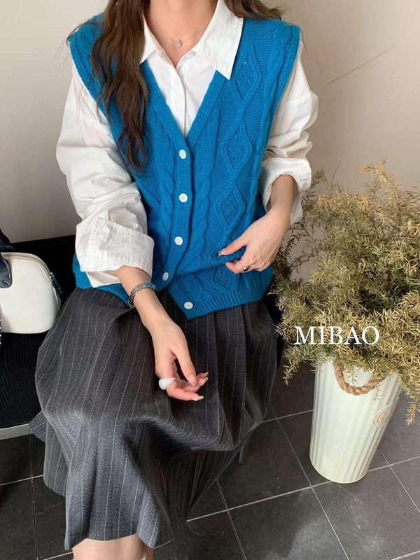 韩系单排扣麻花针织马甲背心女秋季新款宽松软糯叠穿开衫毛衣外套|undefined