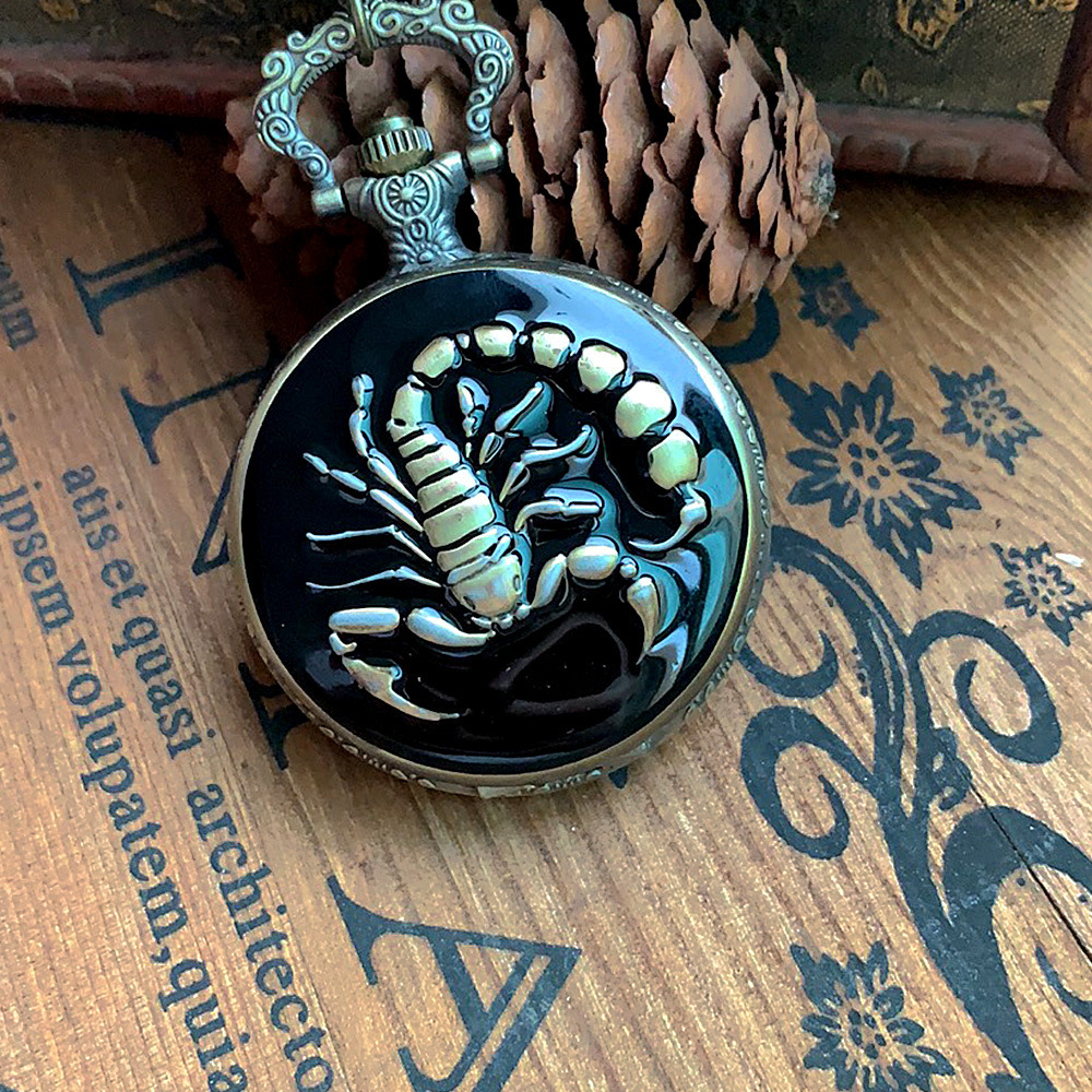 Large Bronze Black Scorpion Group Pocket Watch with Necklace Hanging Watch Retro Nostalgic Pocket Watch Quartz Watch