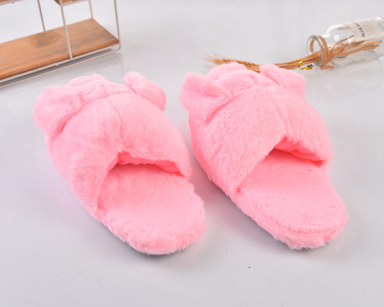 Damen Hausschuhe aus Plüsch mit offener Spitze, für Sommer und Winter, Schlafzimmer, leicht, atmungsaktiv_voghion.com