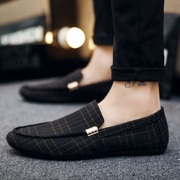 A11 black