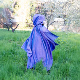 年新款拖尾大帽子斗篷万圣节动漫角色扮演服舞台装大裙摆披风