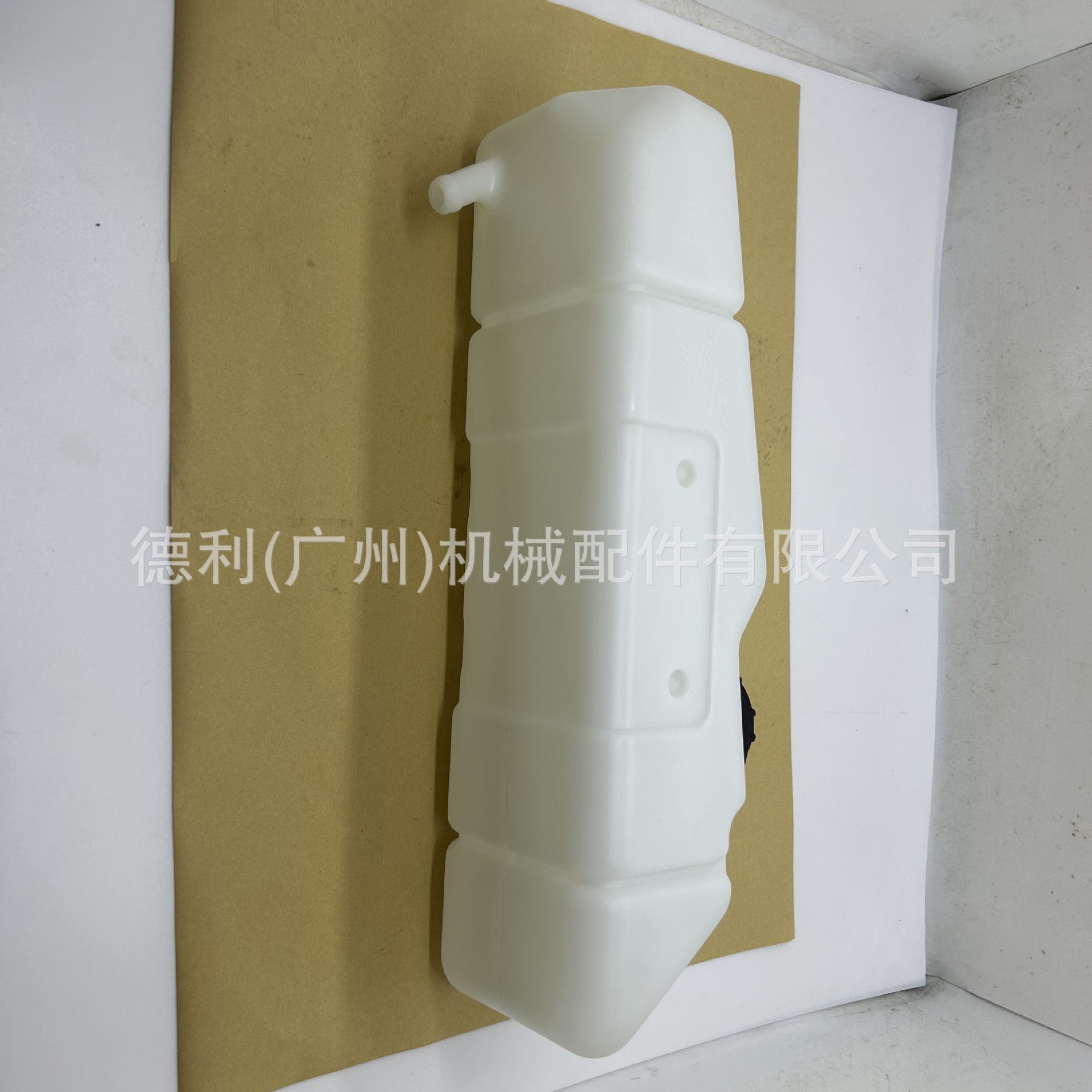 6732375 Bobcat Skid Steer Loader Coolant Expansion Tank S130 S150 S160 S175