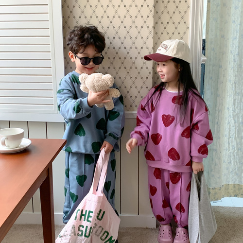 Children's Suit 2024 Spring Korean Style Round Neck Sweatshirt and Pants Two-piece Set for Boys and Girls Children's Love Print Set
