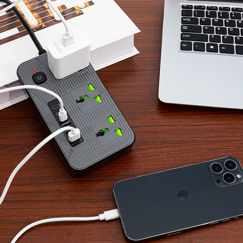 Z72 # paquete de caja de EE.UU. y EE.UU. 3USB + 3Type-C con interruptor de control maestro con luz indicadora