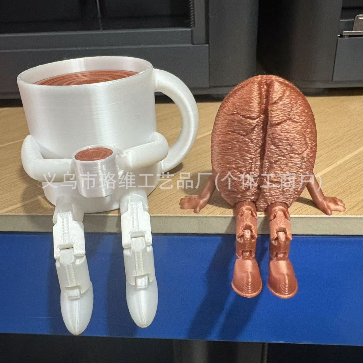 Impresión 3D de café compañero articulado escritorio muñeca taza de granos de café ángulo mini estatua amigo de café