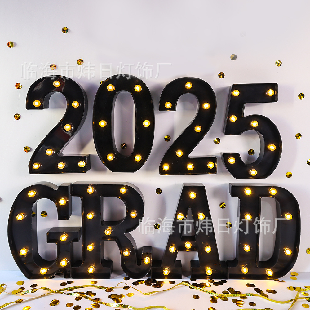 2025 accesorios de la foto de graduación, lámpara de letras grad, decoración de la escena de la fiesta led, lámpara decorativa, temporada de graduación, sombrero de soltero
