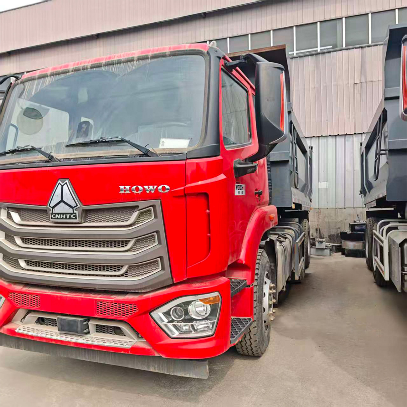 Manufacturer of Cross-Border Heavy-Duty Truck Howo, Eight-Wheel Dump Truck, Engineering Dump Truck, Earthmoving Transport Truck, 371 Horsepower Dump Truck