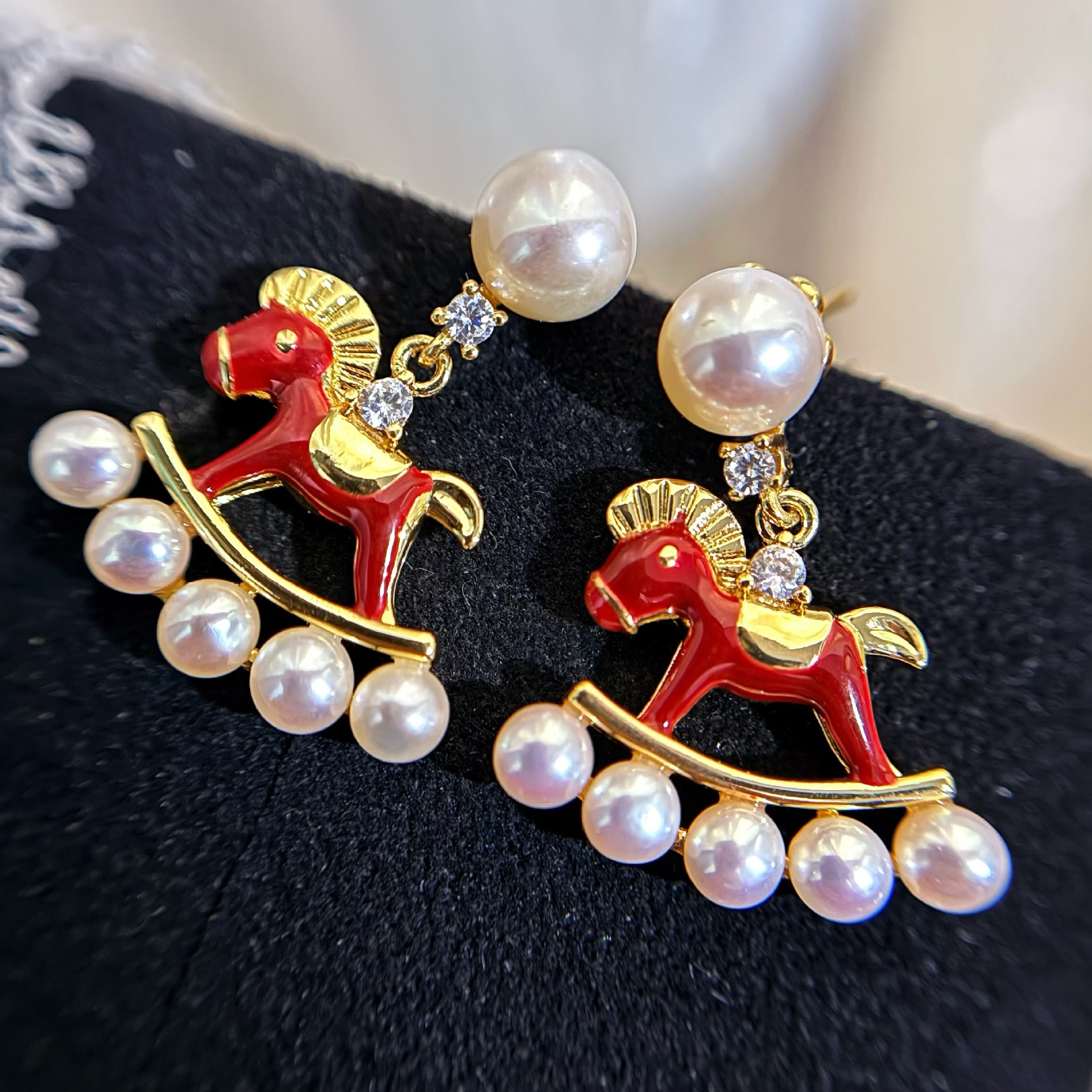 �������ľ����Ȼ��ˮ��������߼������������Χ��Ф�����ζ���