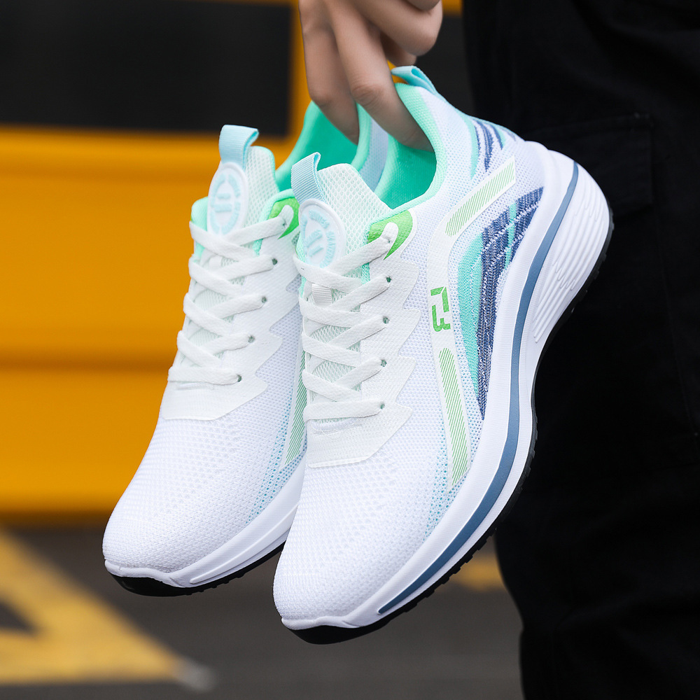 大码男鞋2025春夏透气薄款网鞋时尚休闲飞织运动潮鞋轻便跑步鞋男