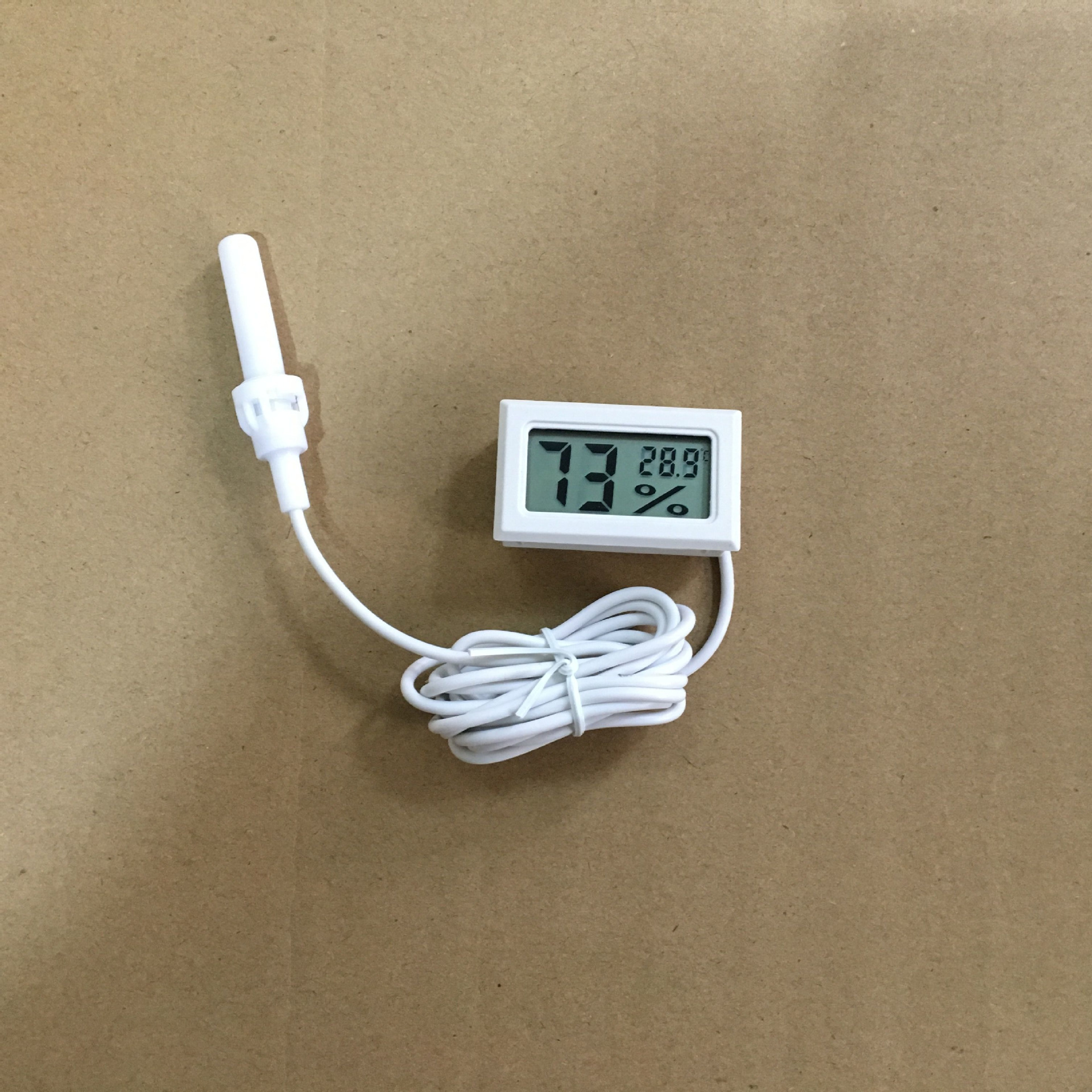 厂家直供嵌入式温湿度计 电子版数显温湿度计 室内外温湿度计