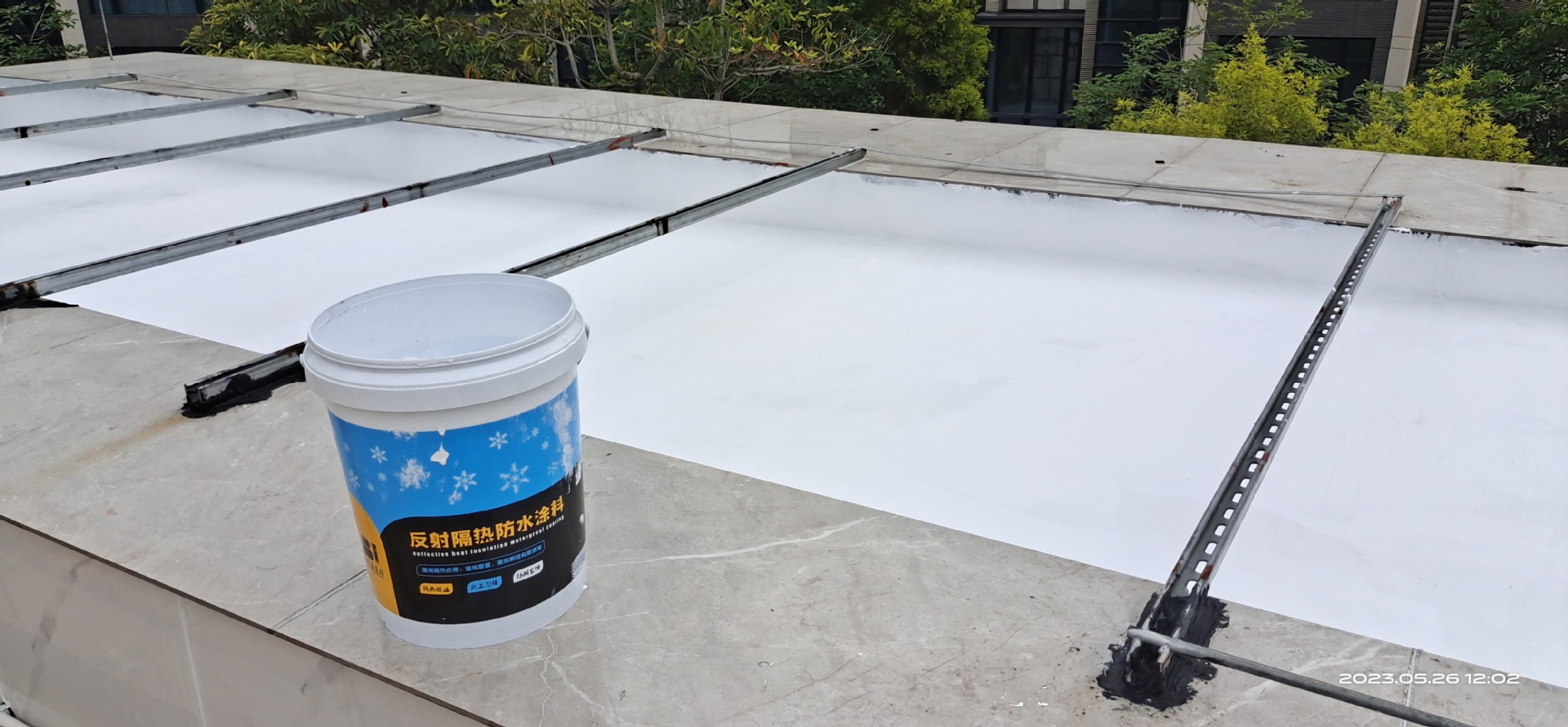 安百嘉反射隔热防水涂料开盖即刷一刷起效