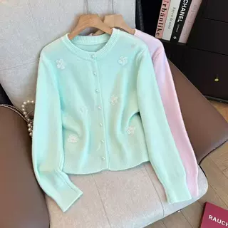 韩系温柔风立体花朵针织开衫女装秋冬新款圆领珍珠扣宽松毛衣外套