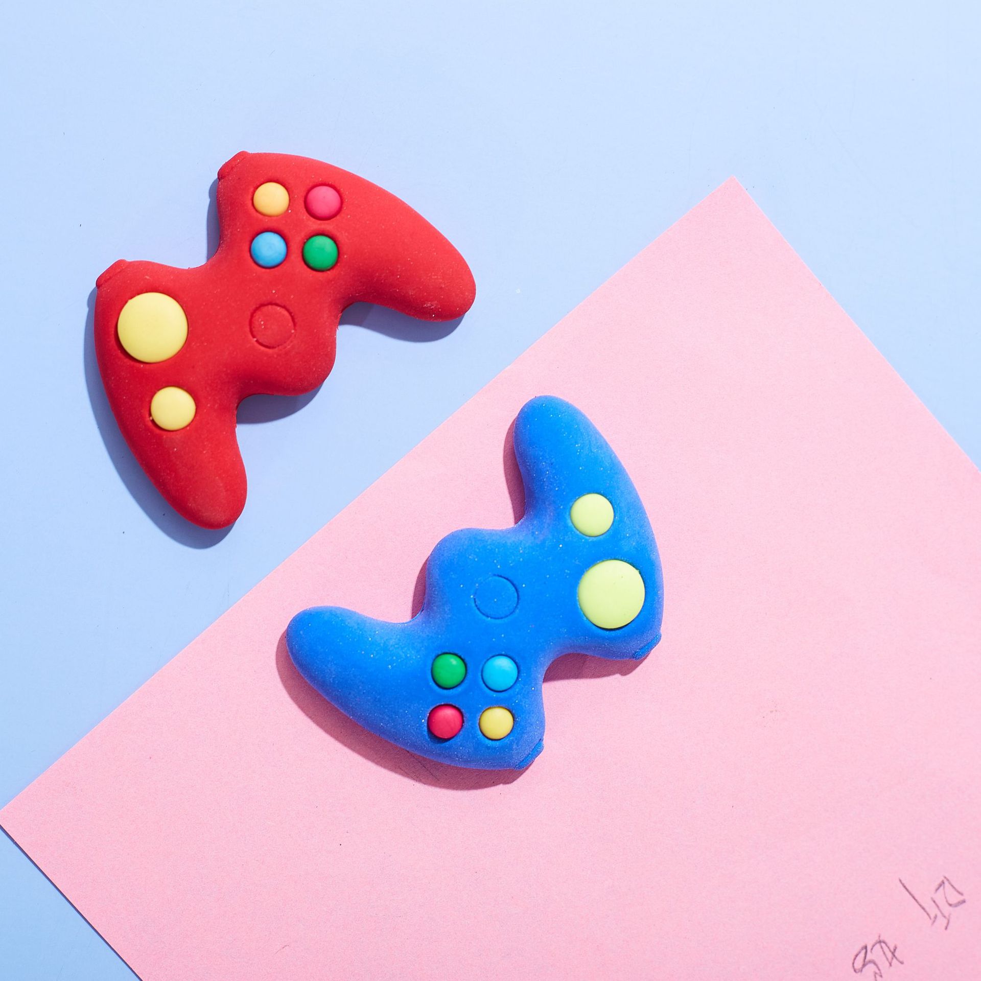 Control remoto de simulación 3D Eraser para estudiantes